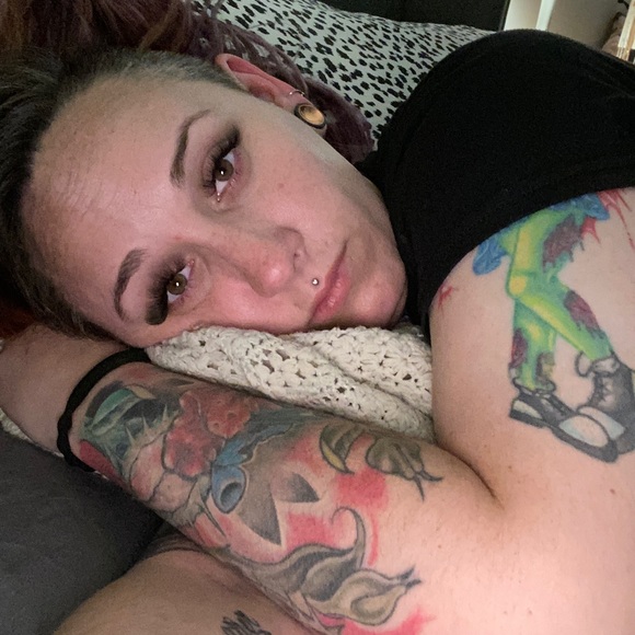 Meet Your Posher, Amy! - Picture 6 of 7